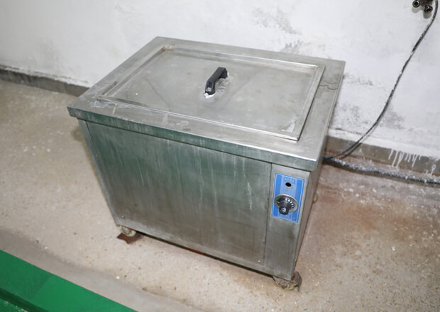 ultrasonic cleaning